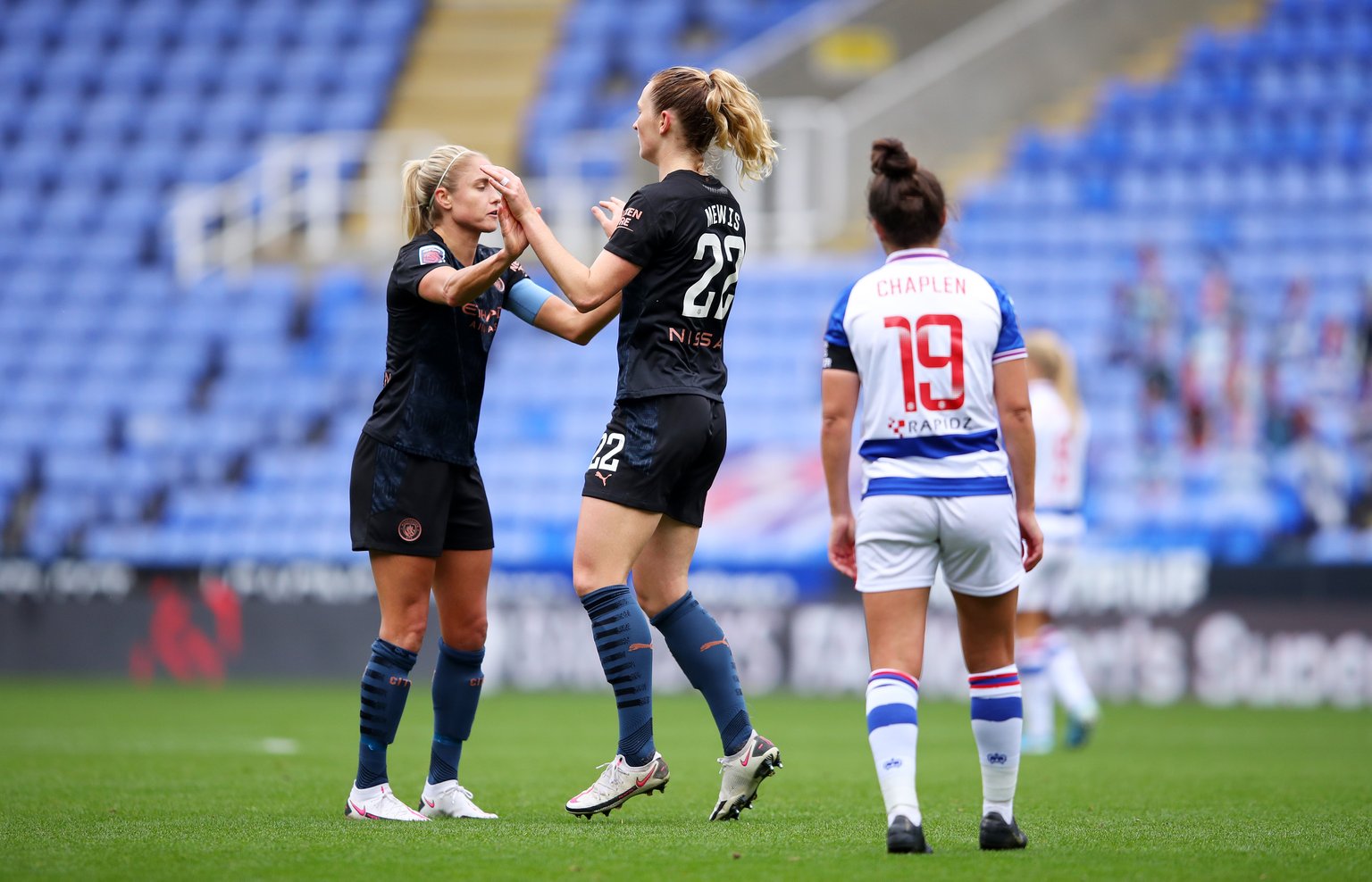 Mewis strikes again but City held at Reading