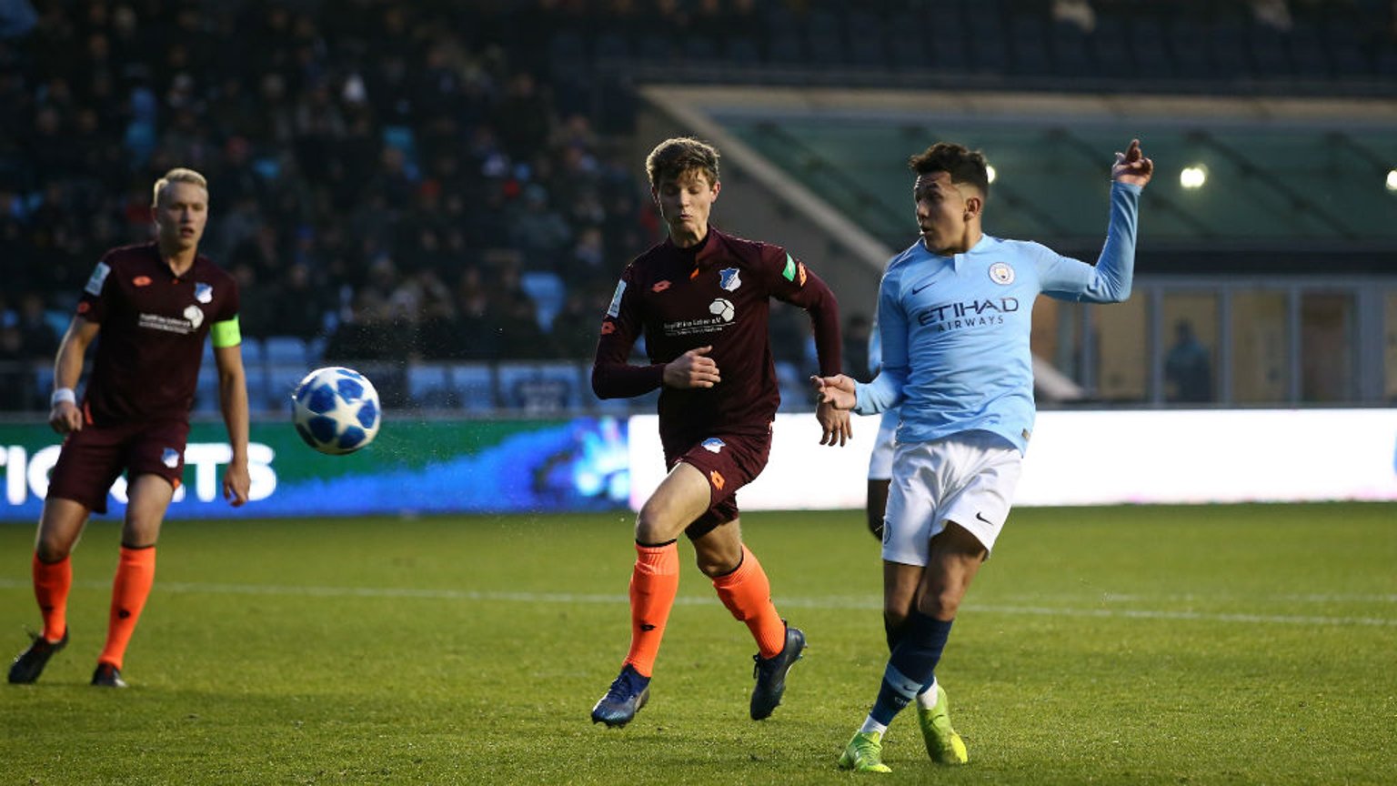 UYL: City take on Hoffenheim.