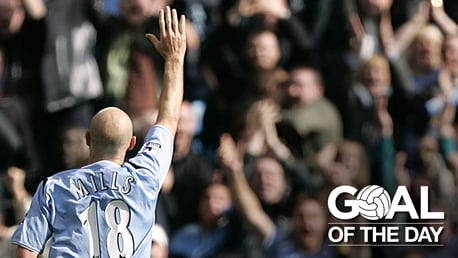 Goal of the Day: Danny Mills v Everton 2005