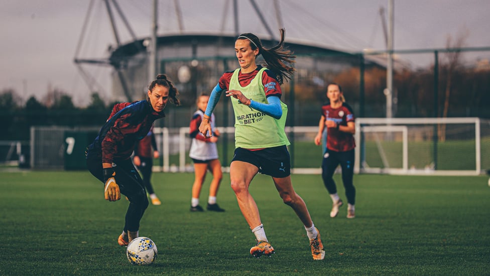 MIDDLE MARCH: Jill Scott evades Karen Bardsley