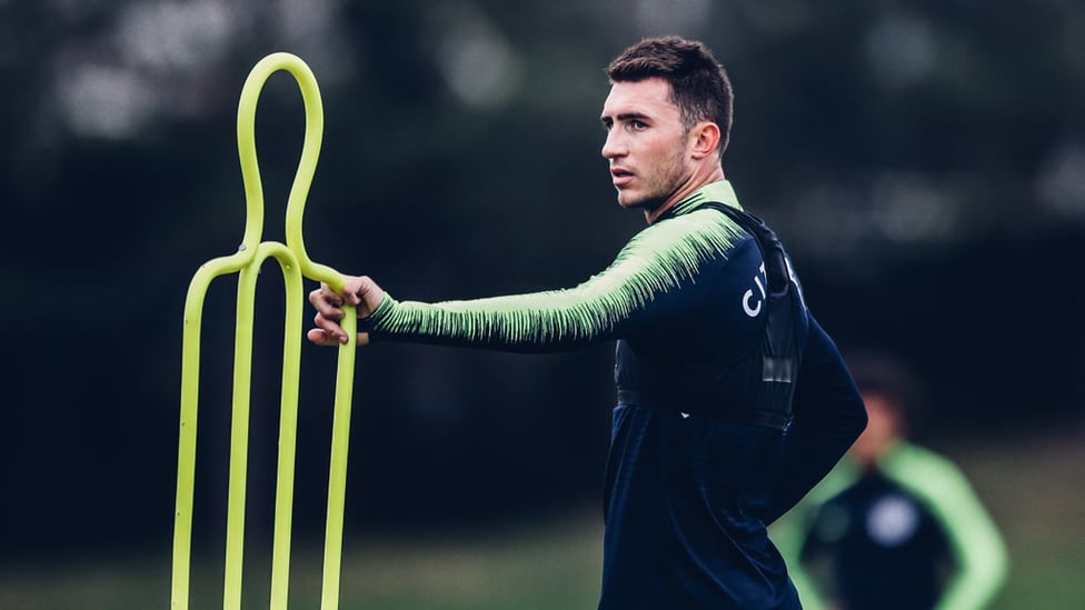 MAN MARKED : Aymeric Laporte working hard