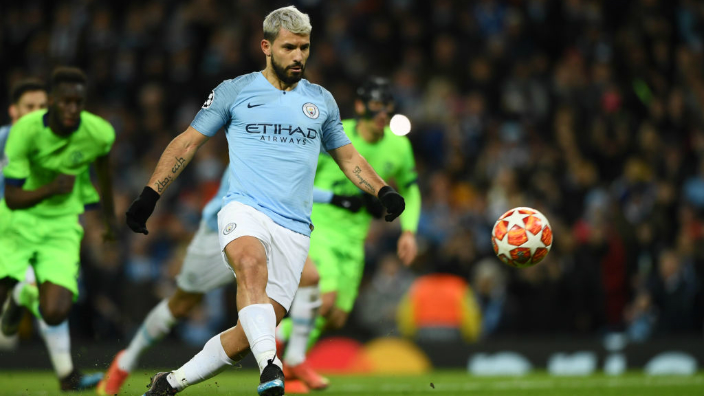 
                        Seven-goal City cruise into UCL last eight
                