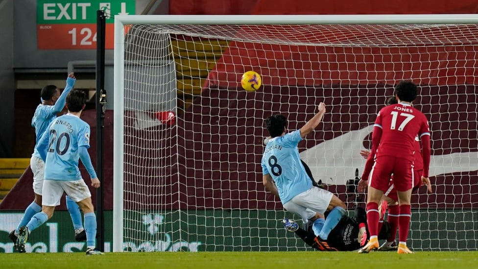 NO SECOND CHANCES : Gundogan doesn't miss this time, firing in from close range 4 minutes into the second-half!