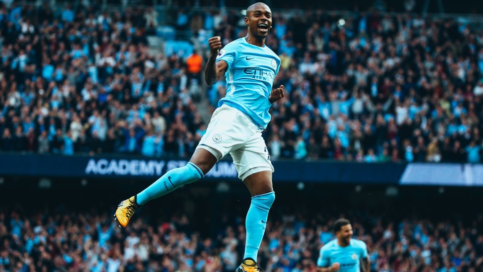 FERNANDINHO - 2017/18 Champions League. - Manchester City FC