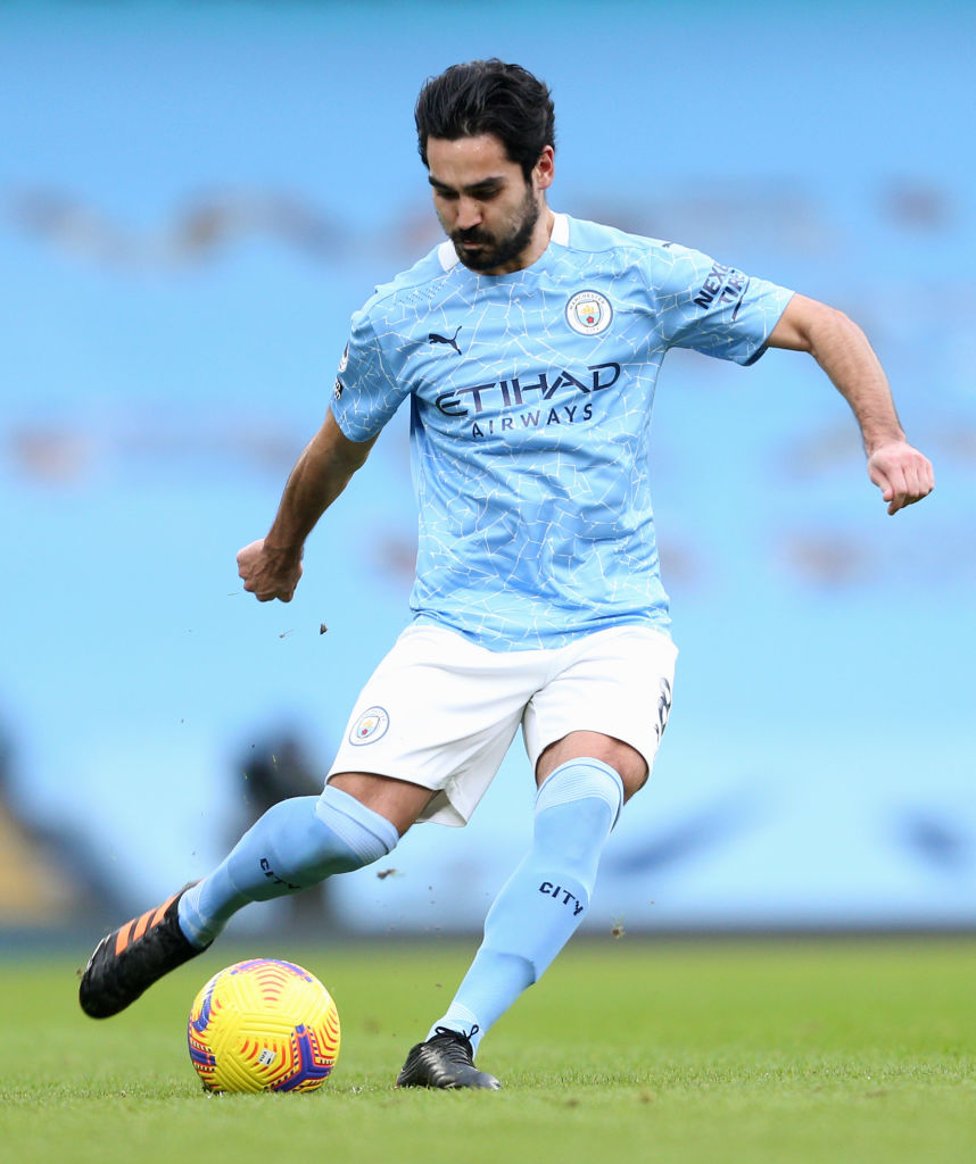 MIDFIELD MAESTRO : Gundogan gets ready to spray a pass as City dominate after the interval.