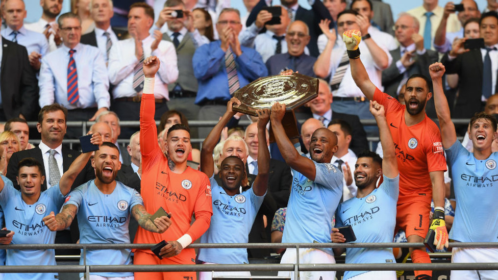 CAMPEONES. Quinta Community Shield en la historia del City.