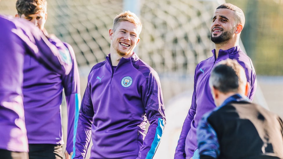 CRACKING A JOKE : Something's tickled Kevin De Bruyne