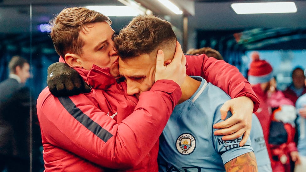 SPECIAL EMBRACE : For Nicolas Otamendi