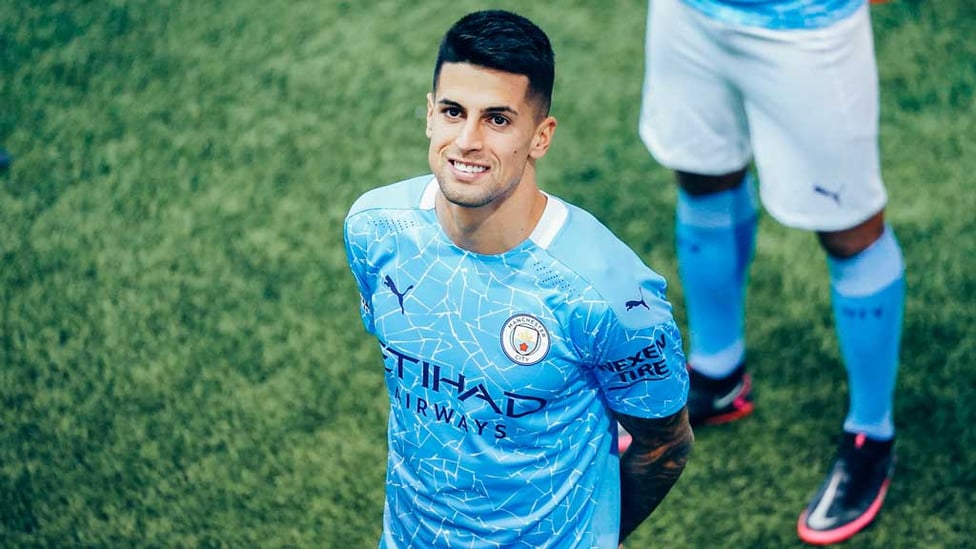 CANCELO:  : Joao is happy to be snapped! 