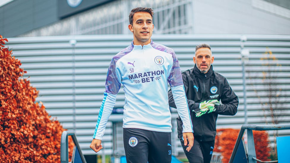 SLICK ERIC : Eric Garcia on his way out to training